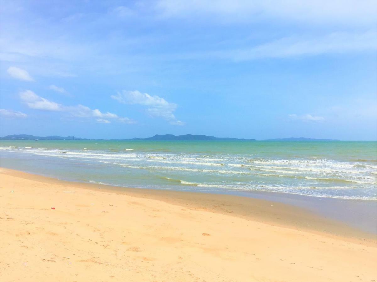 Cosy Lumpini Beachfront One Bedroom Jomtein Джомтьен Экстерьер фото